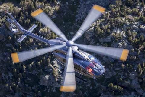 H145  FLIGHT IN THE PYRNES (FRANCE)